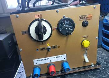 Prostownik z rozruchem 12V/24V