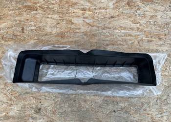 Wlot kanał powietrza przód renault twingo 3 III 214770432R