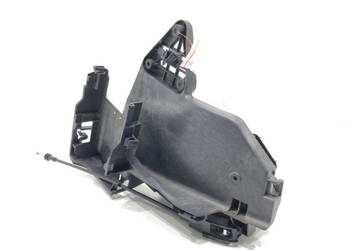 ZAMEK DRZWI PRAWY PRZÓD VOLVO V60 I Kombi 31301739 10-18