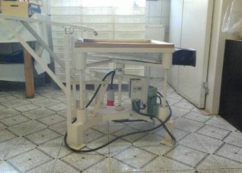Przesiewacz wibracyjny do mąki