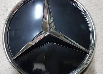 MERCEDES GLB X247 W245 ZNACZEK EMBLEMAT A0008800600