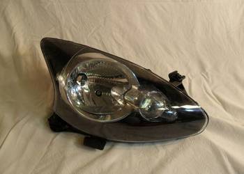 Toyota Aygo I Lift Reflektor Prawy Przedni Lampa Prawa Przód