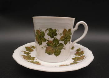 Filiżanka ze spodkiem Seltmann Weiden , należący do serii Marie Luise