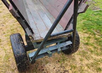 Wóz ciagnikowy metalowy