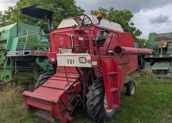 Kombajn International 341 na czesci