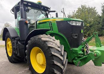 Ciągnik rolniczy John Deere 7310R
