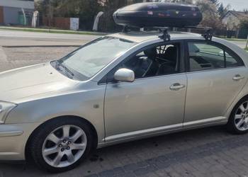 Bagażnik dachowy Toyota Avensis sedan T25 02-09'