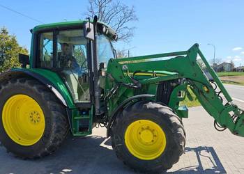 John Deere 6320 z ładowaczem czołowym