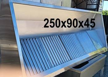 Okap gastronomiczy PLASTMET przyścienny skośny z łapaczami 250x90x45