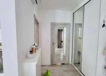 Bezpośrednio Sprzedam Nowoczesne i komfortowe 3-pokojowe mieszkanie z balk…