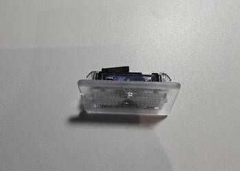 Tesla Model 3 lampki LED drzwi frunk 6 szt. oryginał OEM