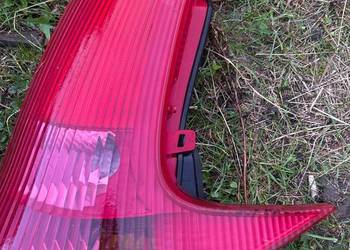 Tylnie lampy peugeot 206 sw
