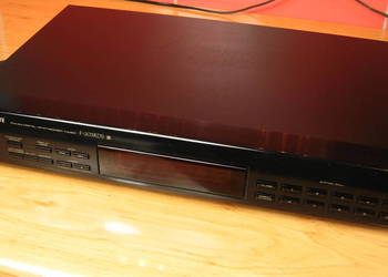 PIONEER F-203RDS cyfrowy tuner radiowy z RDS,Mpx i pamięcią 30 stacji