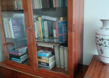 Sprzedam biblioteczkę