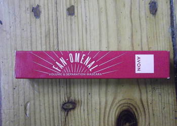 Pogrubiająco - rozdzielający tusz do rzęs Fan-Omenal odcień Blackest black