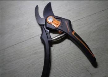 MAGNUSSON sekator nożycowy ręczny E460