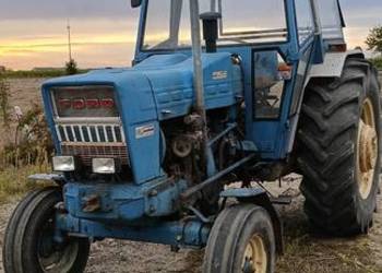 Ciągnik Ford 5000