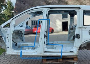 Ford Tourneo Connect III MK3 SŁUPEK ŚRODKOWY LEWY