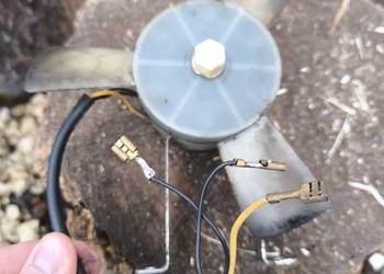 Silnik elektryczny z wiatrakiem z dawnych lat produkcji PRL