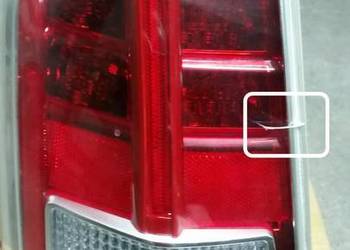 CHRYSLER 300C 2012 LAMPA