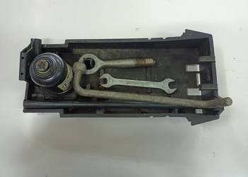 ZESTAW KLUCZY LEWAREK UCHO IVECO DAILY 29L 35S 99-