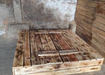 Piaskownica 120x120x20cm, z pokrywą i ławkami