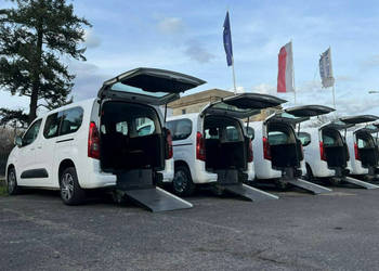 Volkswagen Caddy Caddy 2.0TDI dla Niepełnosprawnych inwalida rampa Model 2…