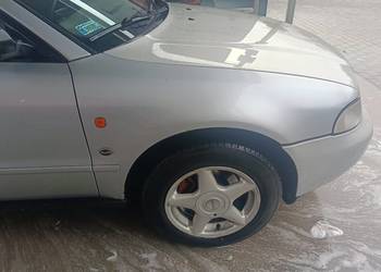 Błotnik Prawy LY7M Audi A4 B5 (a-38)