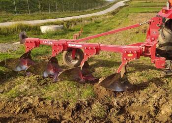 Pług staltech. Biz 4 skibowy