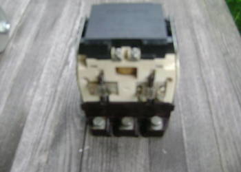 Stycznik 100A V100E