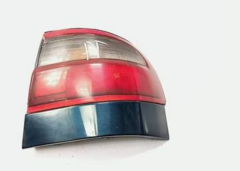 LAMPA PRAWA TYŁ TOYOTA CARINA