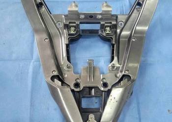 APRILIA TUONO V4 1100 16 ZADUPEK OGON TYŁ STELAŻ SIEDZENIA OEM