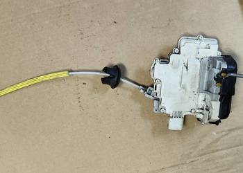 Zamek drzwi lewy tył 8E0839015 Audi VW Skoda Seat