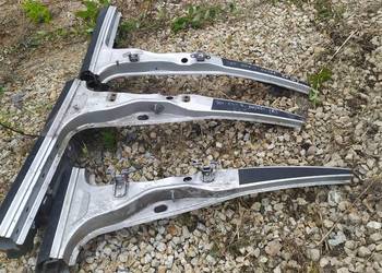 TOYOTA RAV4 RAV 4 2000 2001 2005 SŁUPEK PRAWY LUB LEWY