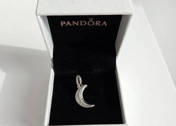 Srebrny charms zawieszka Pandora księżyc z cyrkoniami