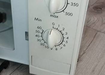 Kuchenka mikrofalowa 1000 W LG sprawna
