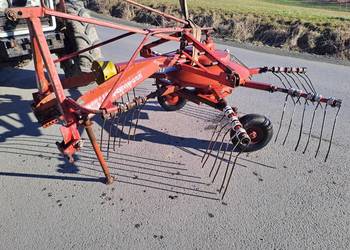 Zgrabiarka karuzelowa grabarka pottinger