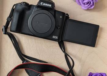 Aparat bezlusterkowiec Canon EOS M50 + 2 obiektywy