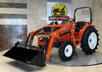 Kubota GT-8 z Ładowaczem czołowym. TUR,4X4. Gwarancja