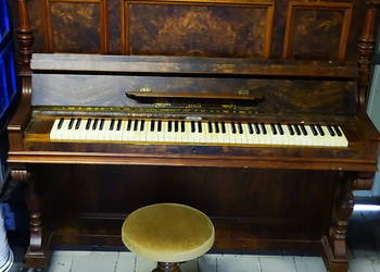 Pianino Höhne & Sell Berlin
