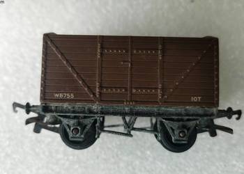 Stary wagon towarowy TRIANG UK H0
