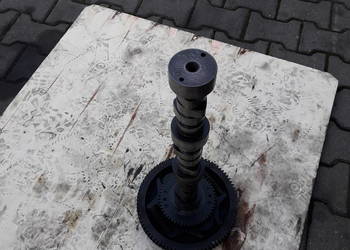 D4210510101 Wałek rozrządu Mercedes V6 OM421 D4210510101 Wałek rozrządu Mercedes V6 OM421