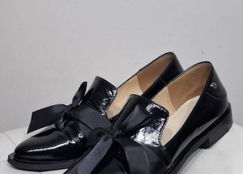 Skórzane półbuty lordsy 39 Venezia klasyczne buty lakierowane czarne skóra