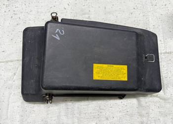 Pokrywa, osłona bezpieczników Lexus LS400 UCF21 82683-50050