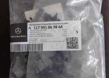 Klamry listwy dachowej Mercedes CLA C117