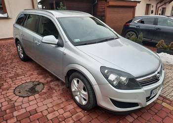 Opel Astra 2012r benzyna Polski Salon
