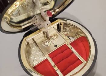 Szkatułka ozdobna na biżuterię vintage