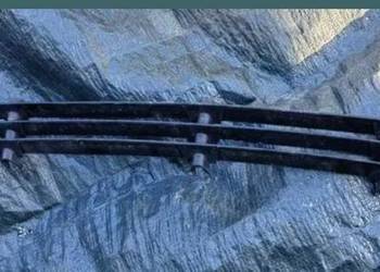 Kratka zderzaka przedniego BMW e38 benzyna