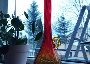 Karafka ze szkła barwionego Jerzy Słuczan Orkusz