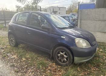 Toyota Yaris 1.0 68KM 2000  KLIMATYZACJA uszkodzone sprzeglo